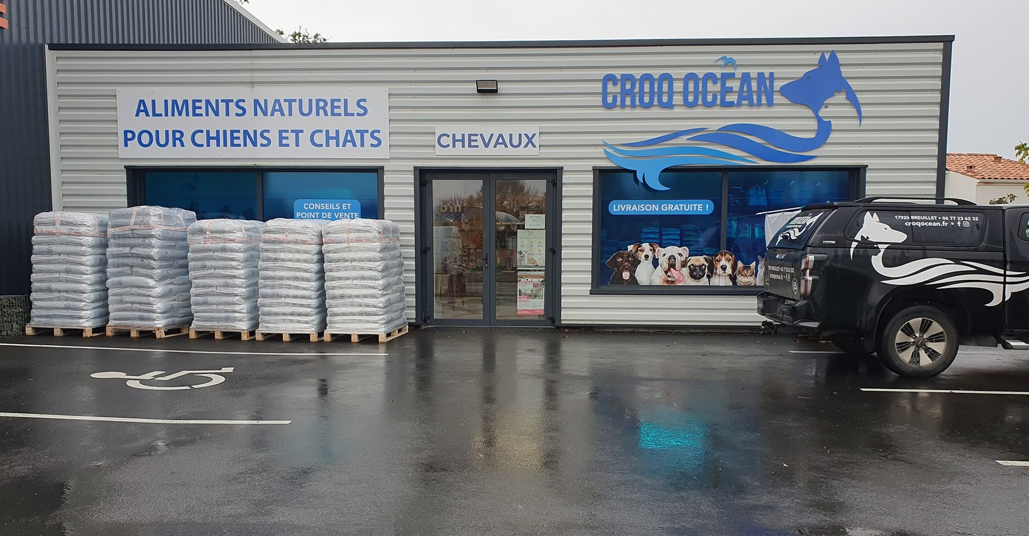 Devanture de la boutique CROQ OCÉAN à Breuillet
